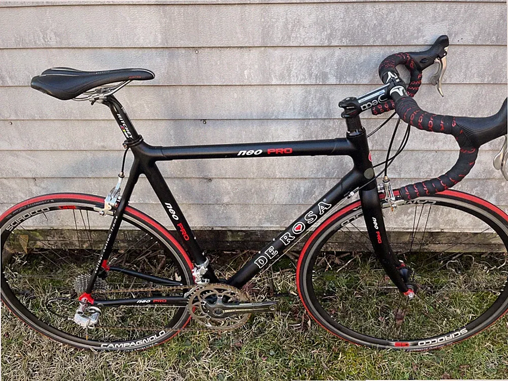 A road bicycle